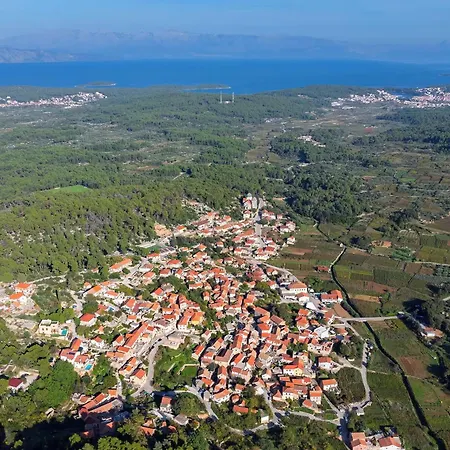 House With A Parking Space Svirce, Hvar - 22571 *
