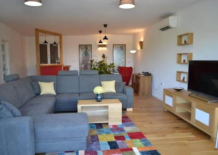 House With A Parking Space Svirce, Hvar - 22571 * Jelsa (Hvar)