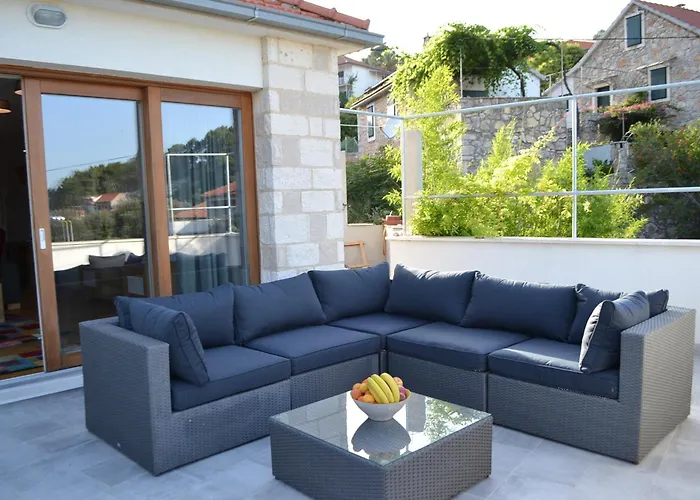 House With A Parking Space Svirce, Hvar - 22571 * Jelsa (Hvar)