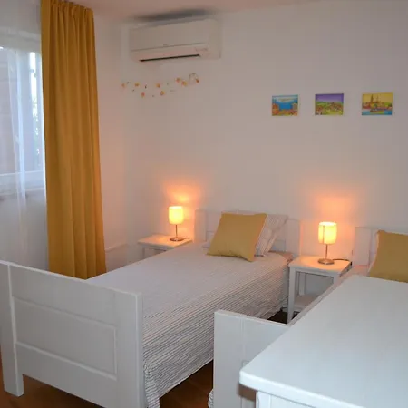 House With A Parking Space Svirce, Hvar - 22571 Holiday home